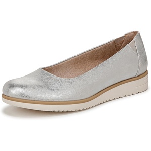 image:imageNaturalizer Womens Idea Ballet FlatSilver Metallic